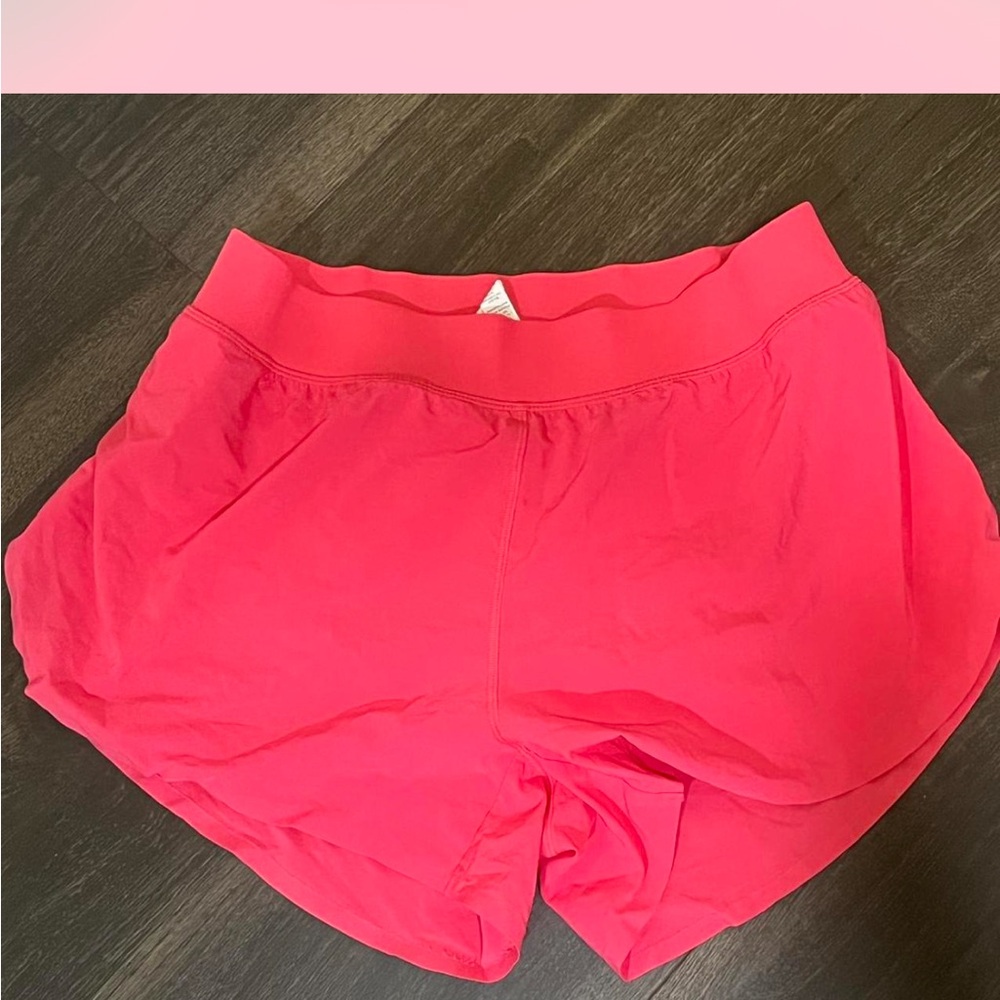 CRZ YOGA Women's Bright Pink Athletic Shorts